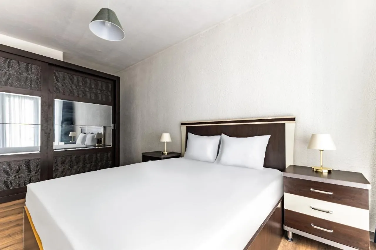 Central Flat W Garden Near Moda Coast In Kadikoy Istanboel 0*,  Turkije