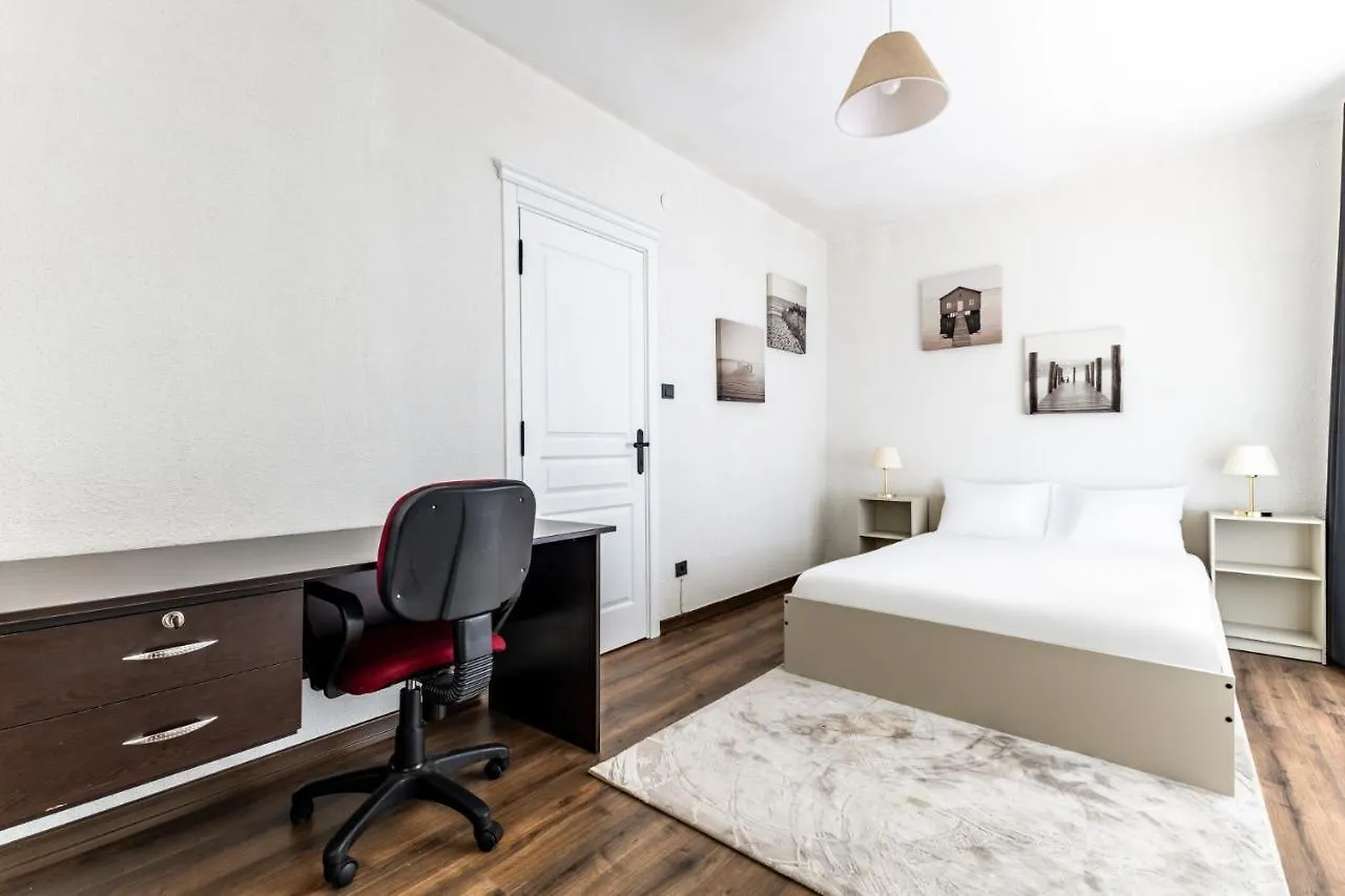 Central Flat W Garden Near Moda Coast In Kadikoy Istanboel Appartement