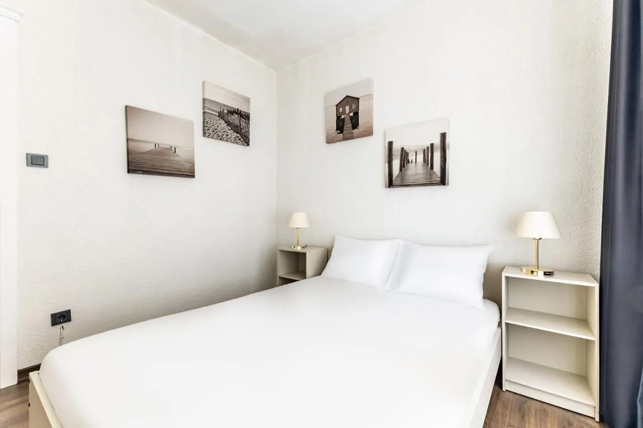 Central Flat W Garden Near Moda Coast In Kadikoy Istanbul